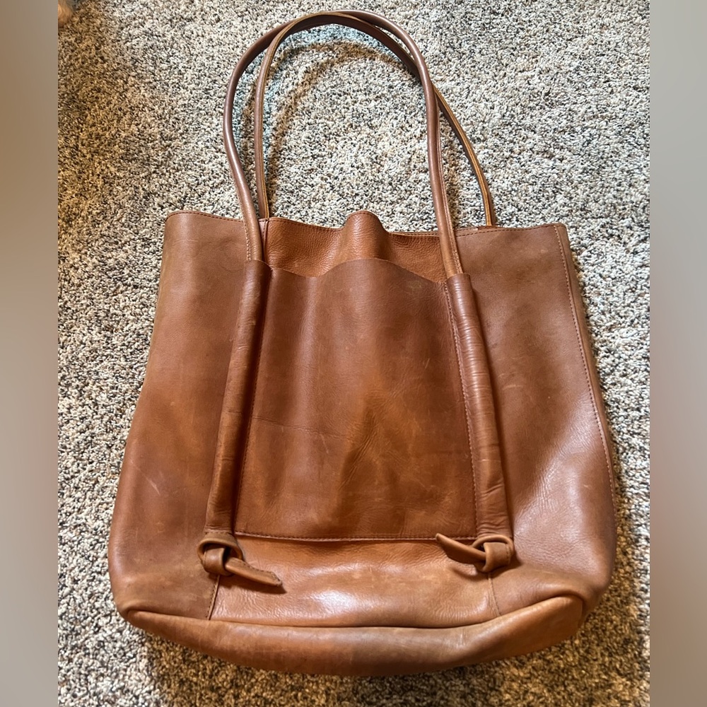 Able Leather Tote